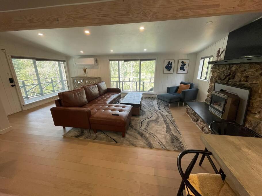The River House Grants Pass Esterno foto