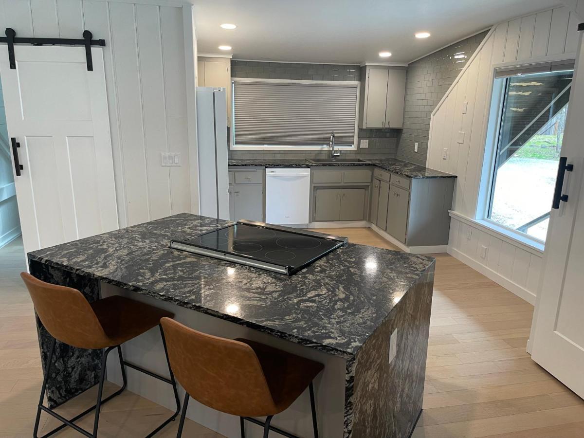 The River House Grants Pass Esterno foto