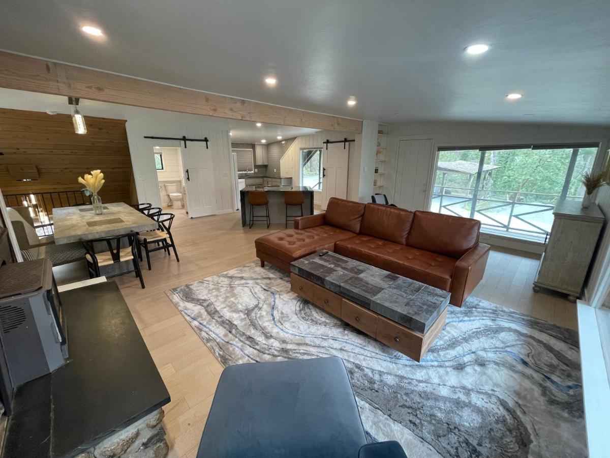 The River House Grants Pass Esterno foto