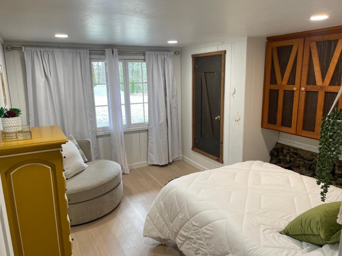 The River House Grants Pass Esterno foto