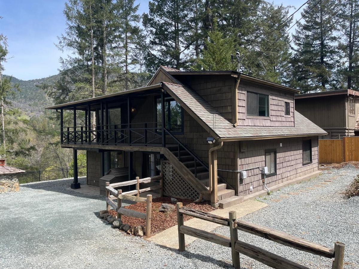 The River House Grants Pass Esterno foto