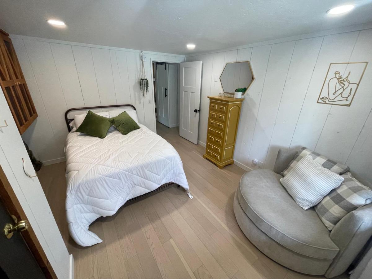 The River House Grants Pass Esterno foto